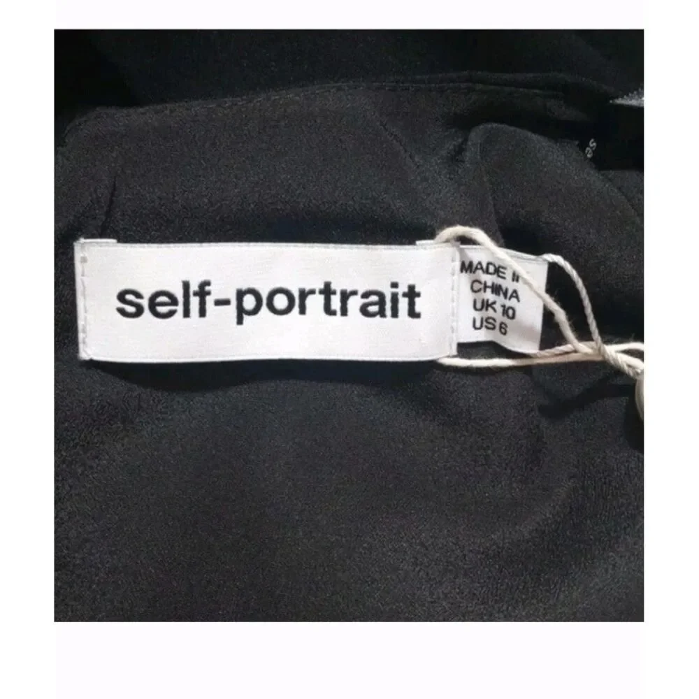 Self-Portrait this elegant
